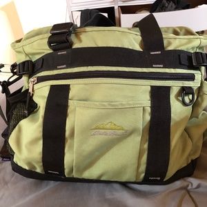 Eddie Bauer Weekender Travel Bag | Green |